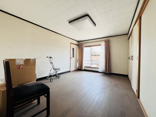 imgi_19_78584715_0034