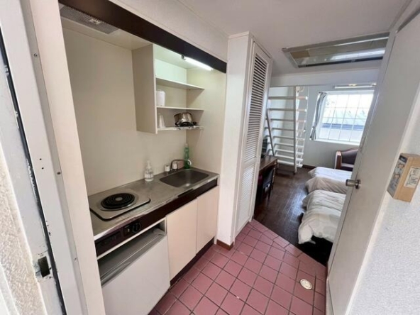 imgi_197_G0KxUlot68-s8as-tubkZg==