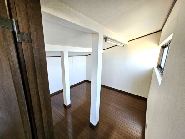 imgi_5_01K242YNJQTBC4J8CREG8MGN79