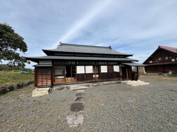 imgi_10_76376717_0006