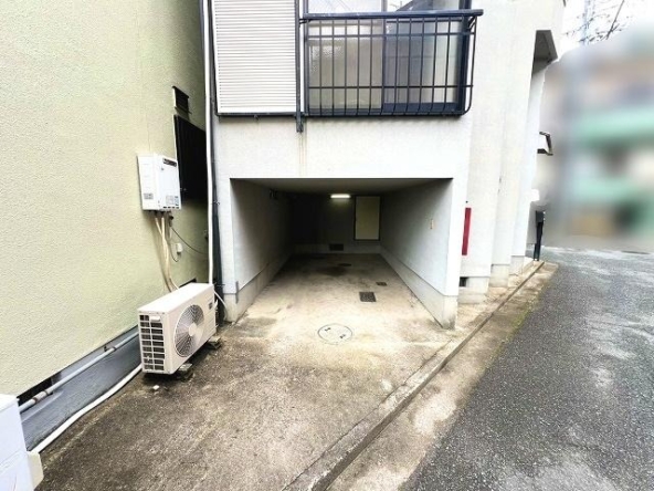 imgi_15_78793308_0003