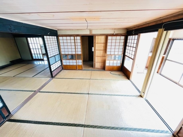 imgi_21_20727118_0016