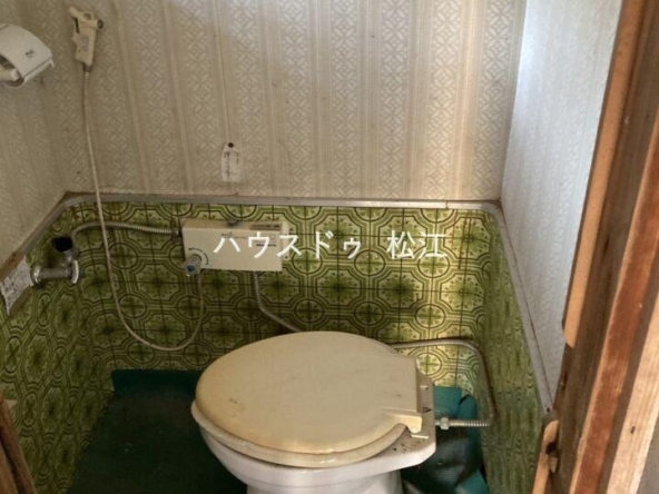 imgi_9_20705558_0007
